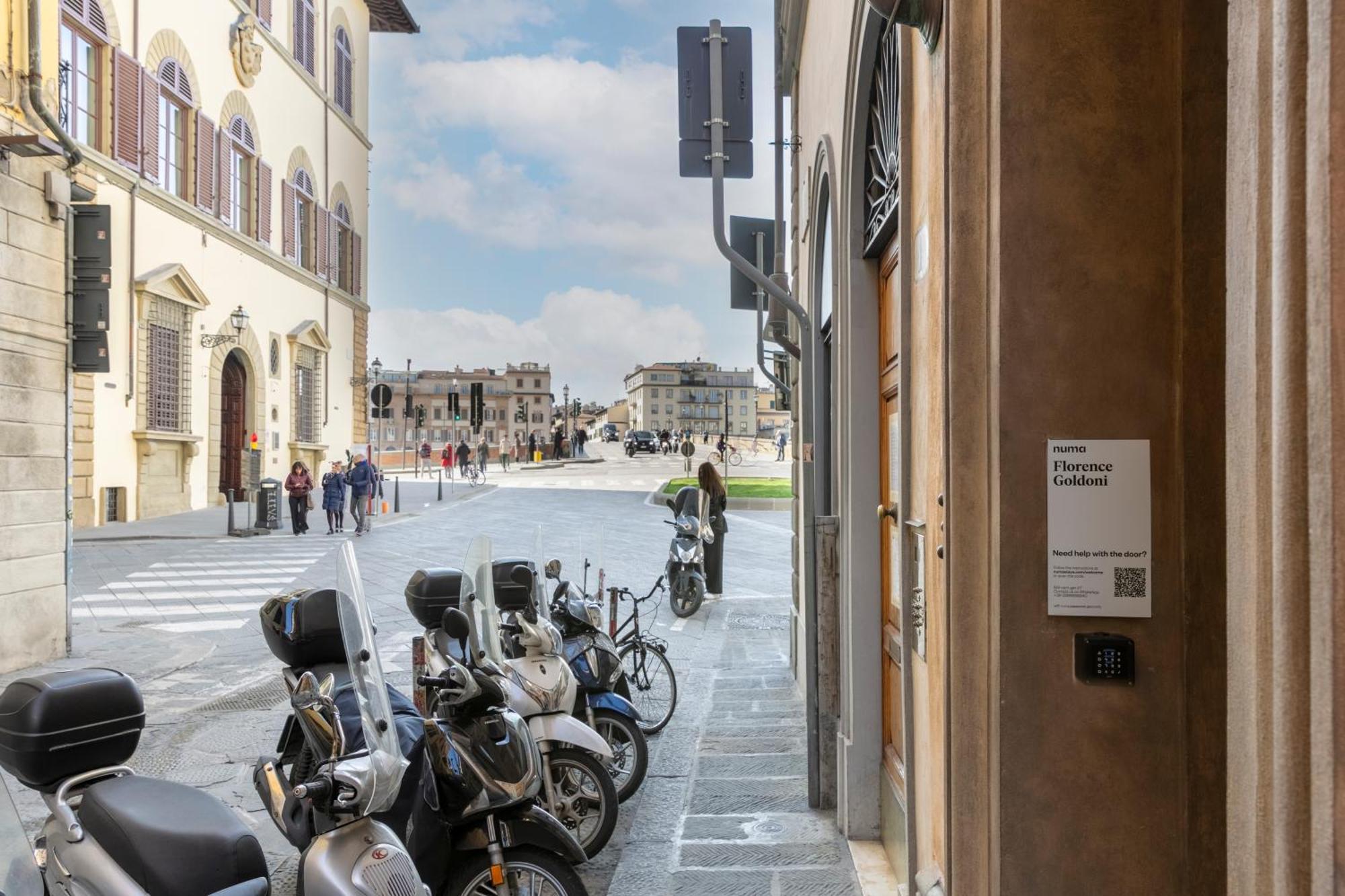 Numa Florence Palazzo Moro מראה חיצוני תמונה